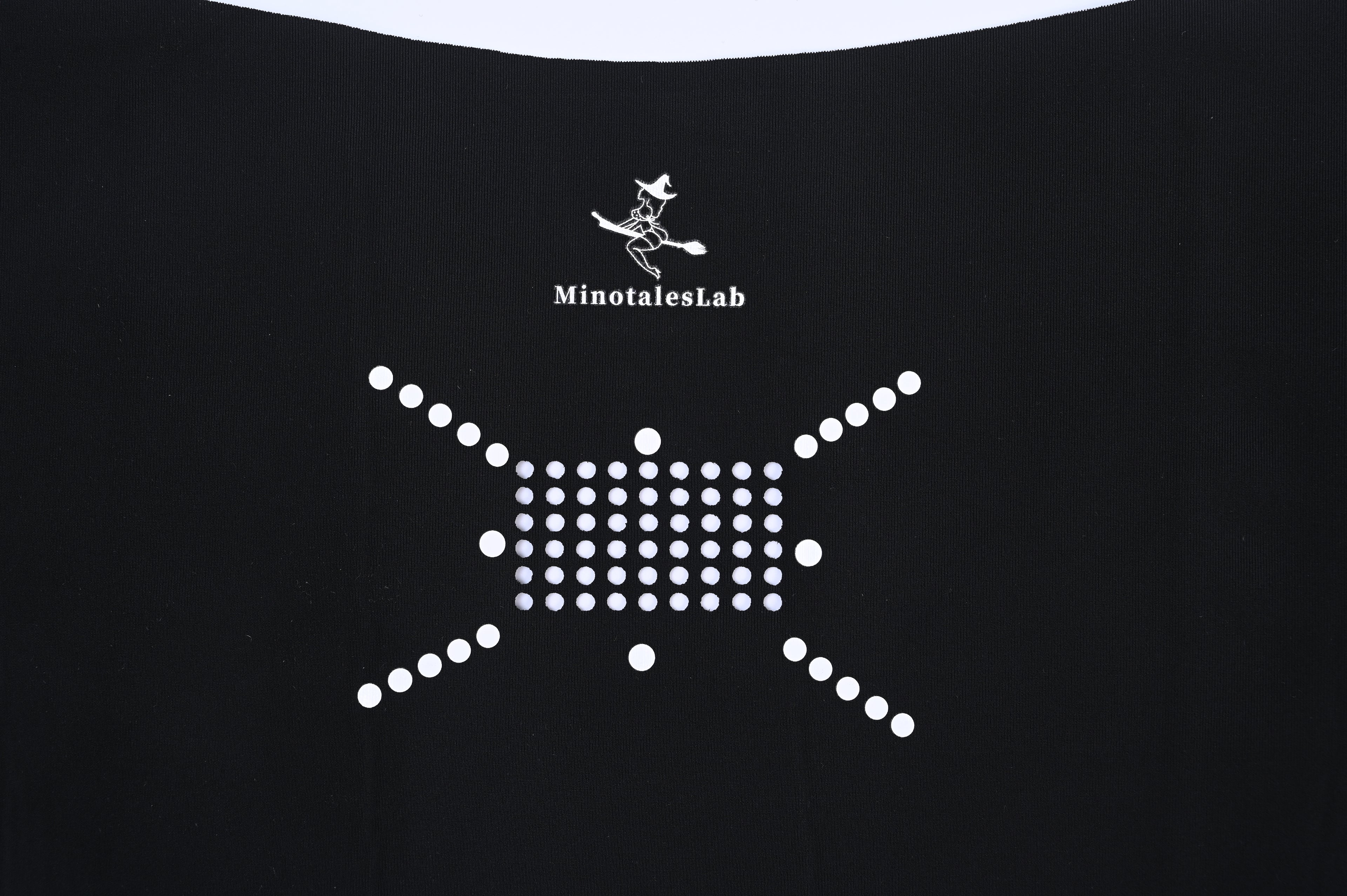 Knee pads for athletic use knee brace