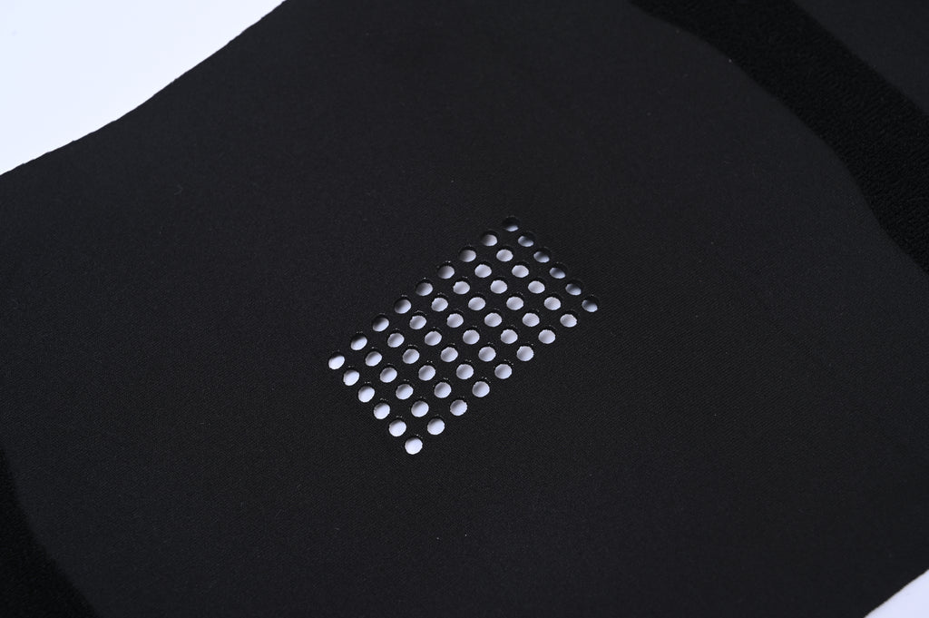 Knee pads for athletic use knee brace