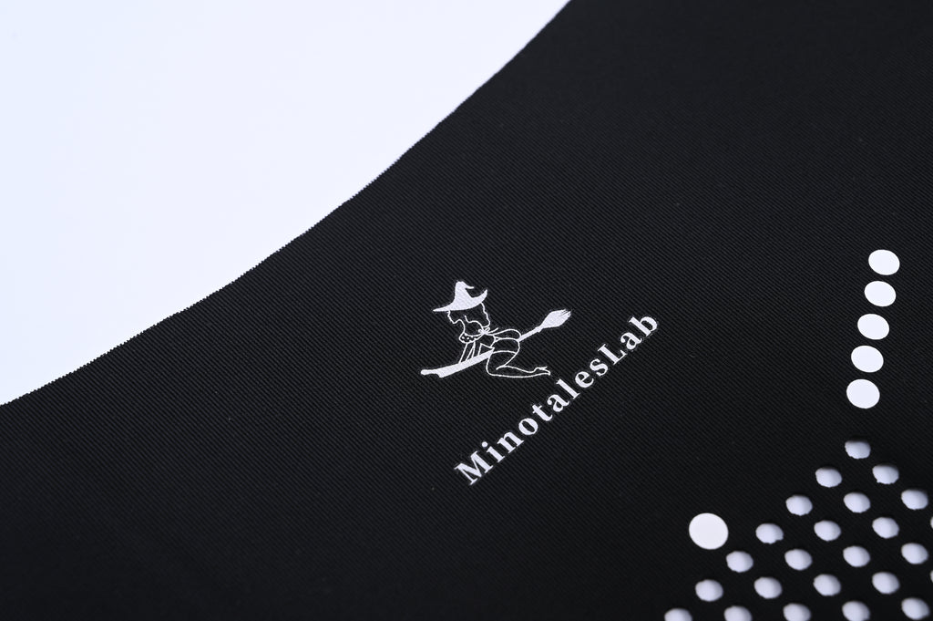 Knee pads for athletic use knee brace